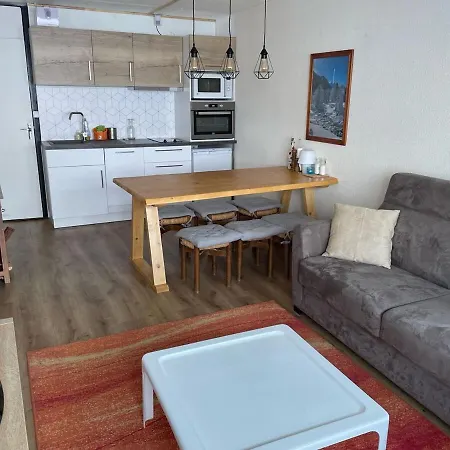 Superbe Vue Panoramique Pied Des Pistes *